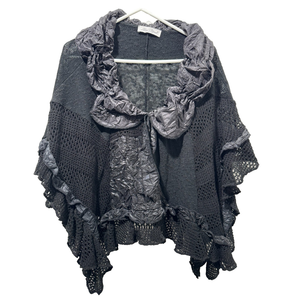 Vtg Y2K Zone Bleue Paris Black Poncho Cape One Sz WhimsiGoth Fairy Knit Ruffle